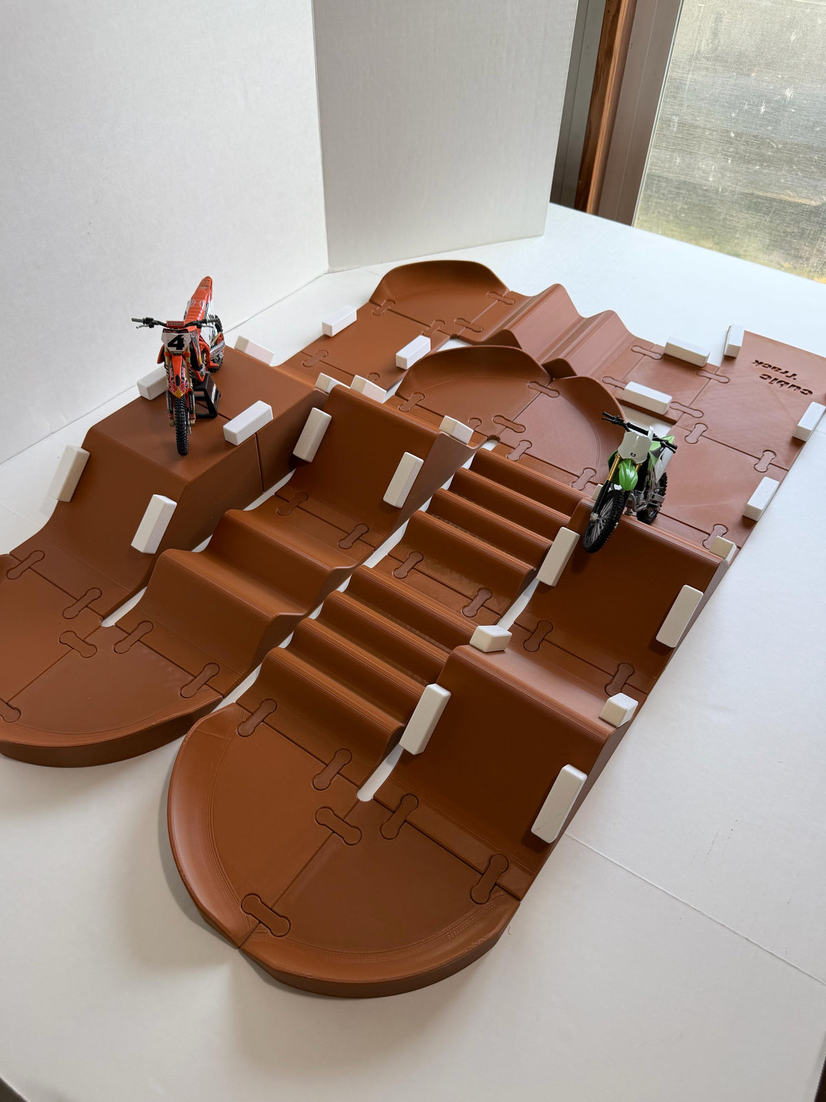 MXCubic Tracks – Modular 3D Printed Motocross Track Set for Kids | Customizable Supercross Layout